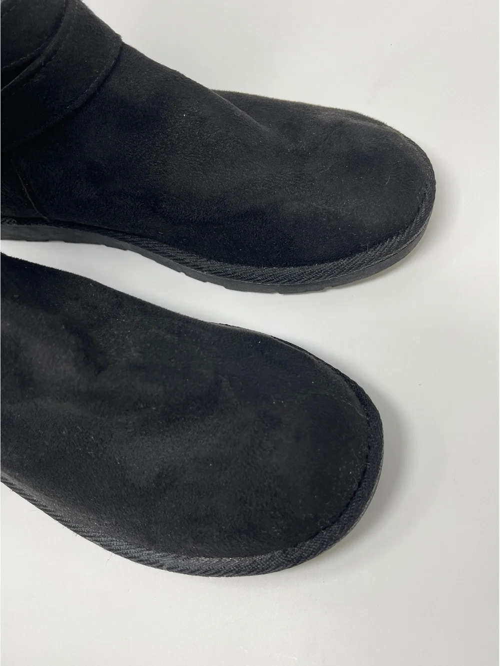 Airwalk Womens Size 9.5 Black Suede Faux Fur Trim Double Buckle Winter Boots